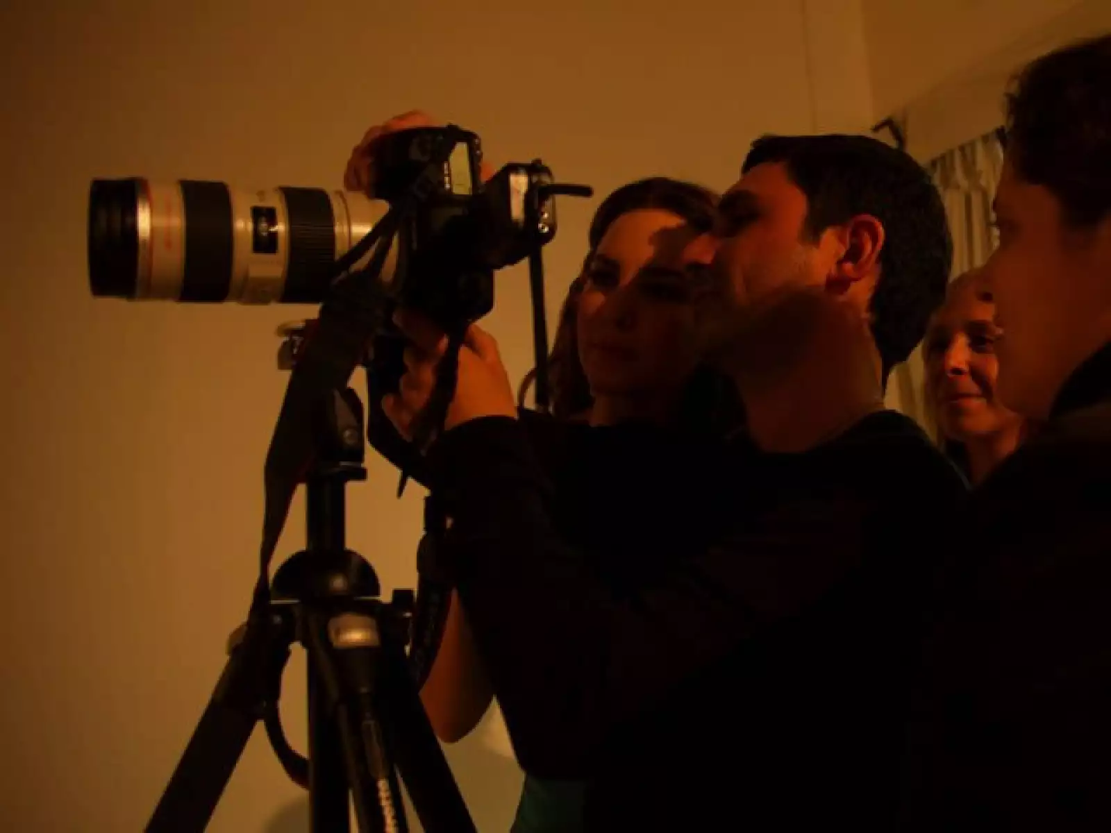 Entre toma y toma, Belinda no resistió el antojo y pidió helado de yogurt de Nuny´s.