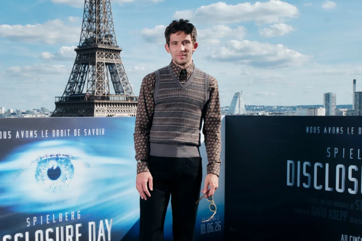 josh o connor  james bond casting .png