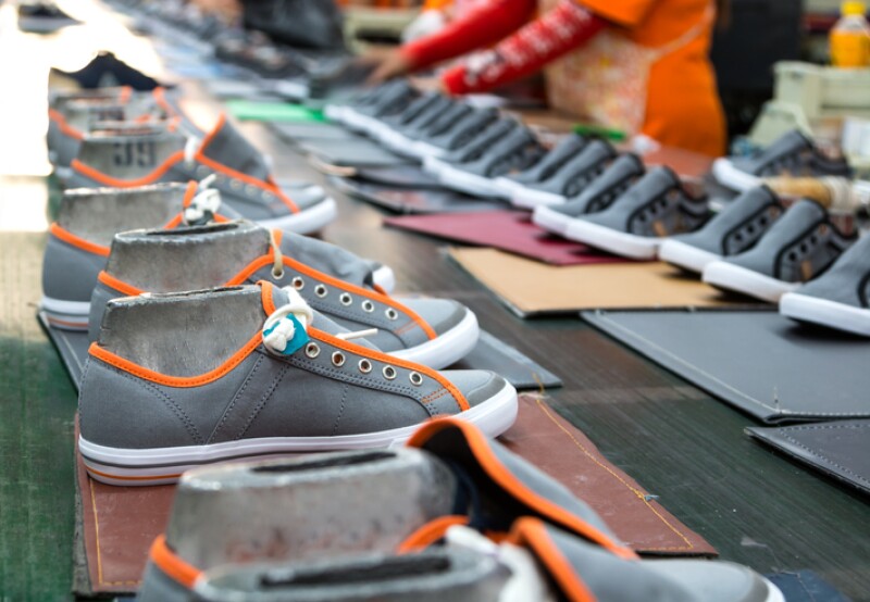 sneaker shoe