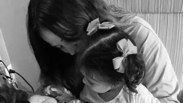 Zuria Vega Alberto Guerra