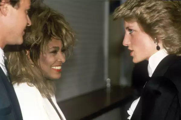 Tina Turner y la princesa Diana en The Prince's Trust Concer