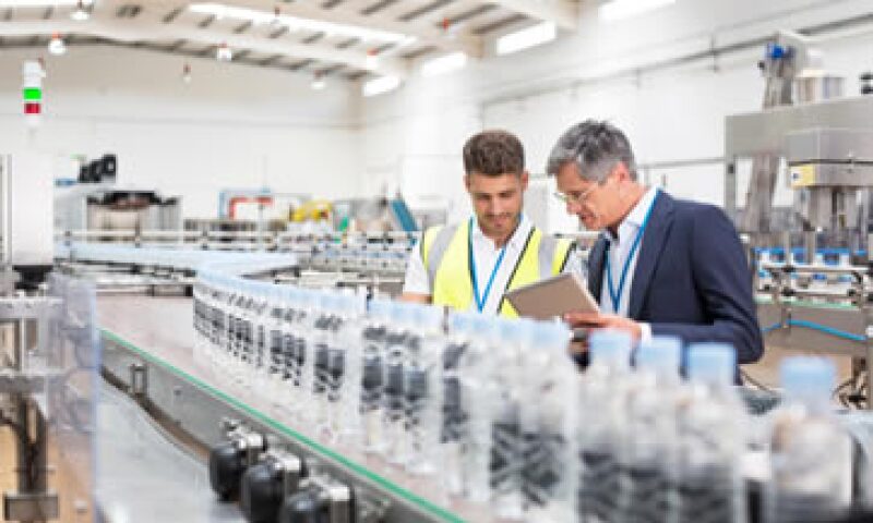 Las industrias manufactureras avanzaron 0.27%. (Foto: iStock by Getty Images. )