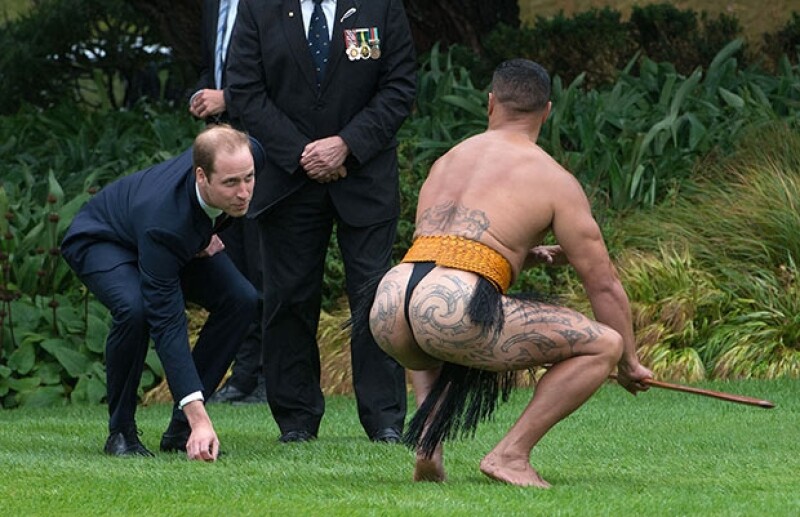 Guillermo tuvo que identificarse como amigo para ser aceptado por los nativos.