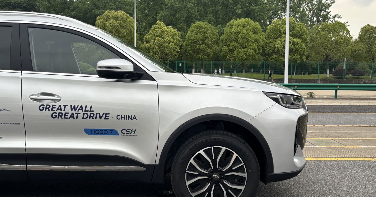 México encarece autos chinos y obliga a fabricantes a replantear lanzamientos

Chirey retrasó una pickup y mantiene en pausa a Exeed mientras ajusta costos, logística y márgenes para absorber aranceles de hasta 50% a vehículos fabricados en China.