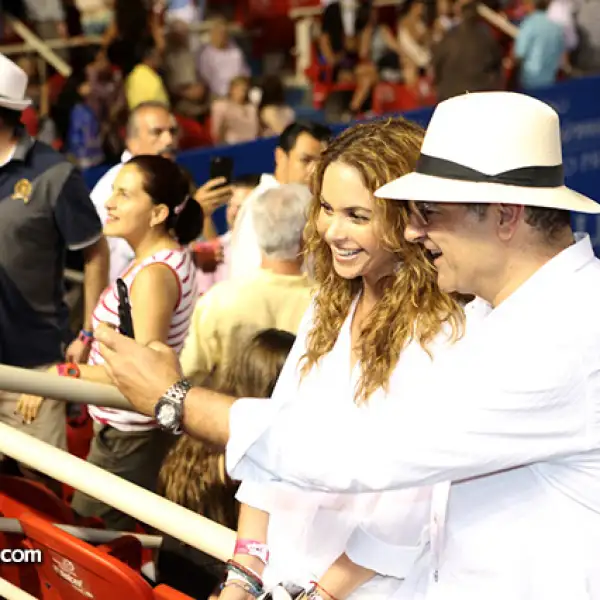 Lucero,Michel Kuri