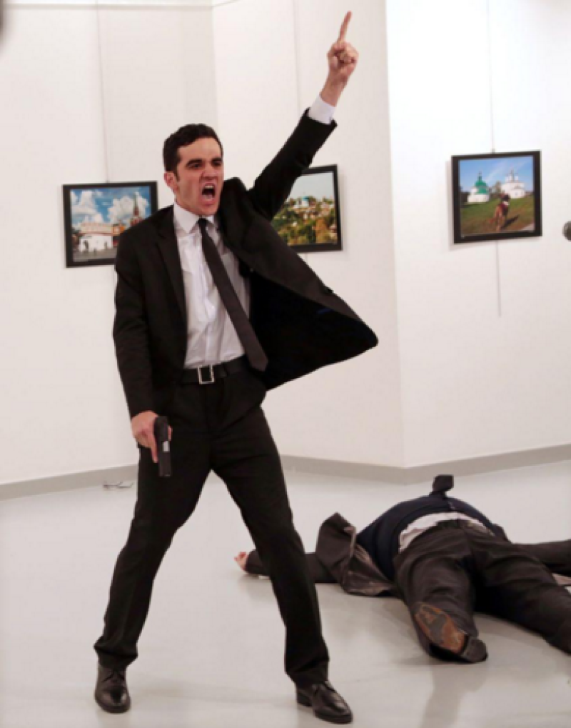 Burhan Ozbilici, Associated Press