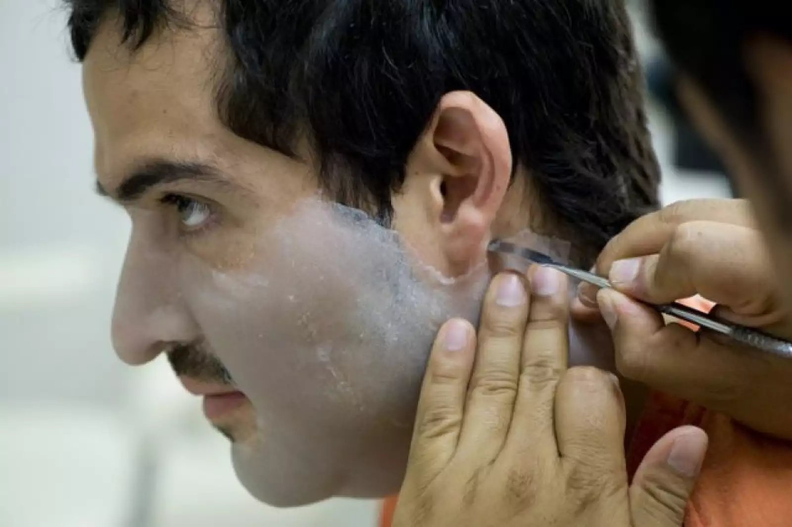 Ahí, uno de los hombres considerados más sexys por la revista Quién en 2008, pasó alrededor de cinco horas para transformarse.