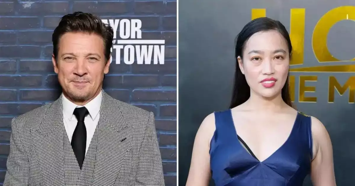 Jeremy Renner y Yi Zhou