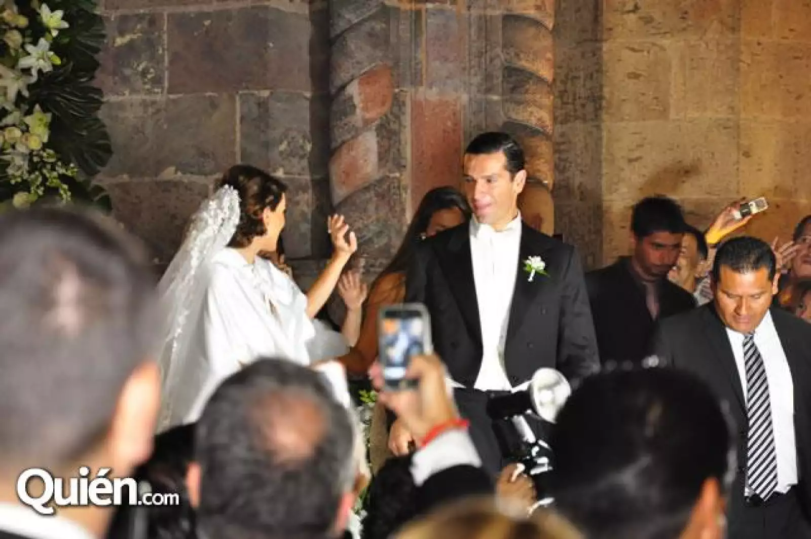 Jacky Bracamontes,Martín Fuentes