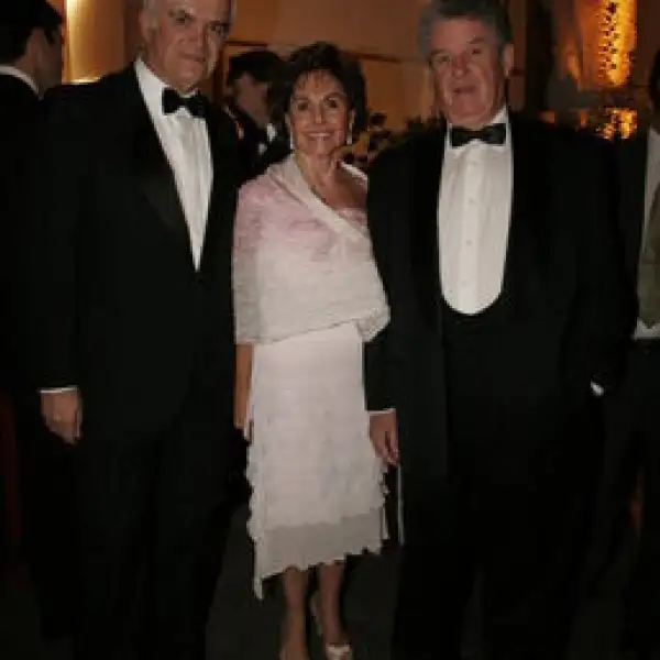Pedro Azpe, Sara de Angoitia, Miguel de Angoitia