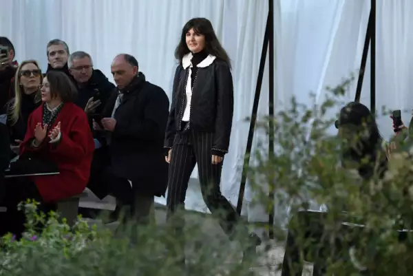 Chanel : Runway - Paris Fashion Week - Haute Couture Spring/Summer 2020