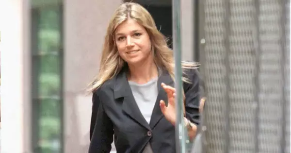 Luego de estudiar Economía en la UCA, en Buenos Aires, se fue a trabajar a Nueva York. Aquí, en 1999, una de sus primeras imágenes como novia de Guillermo, príncipe de Holanda.
