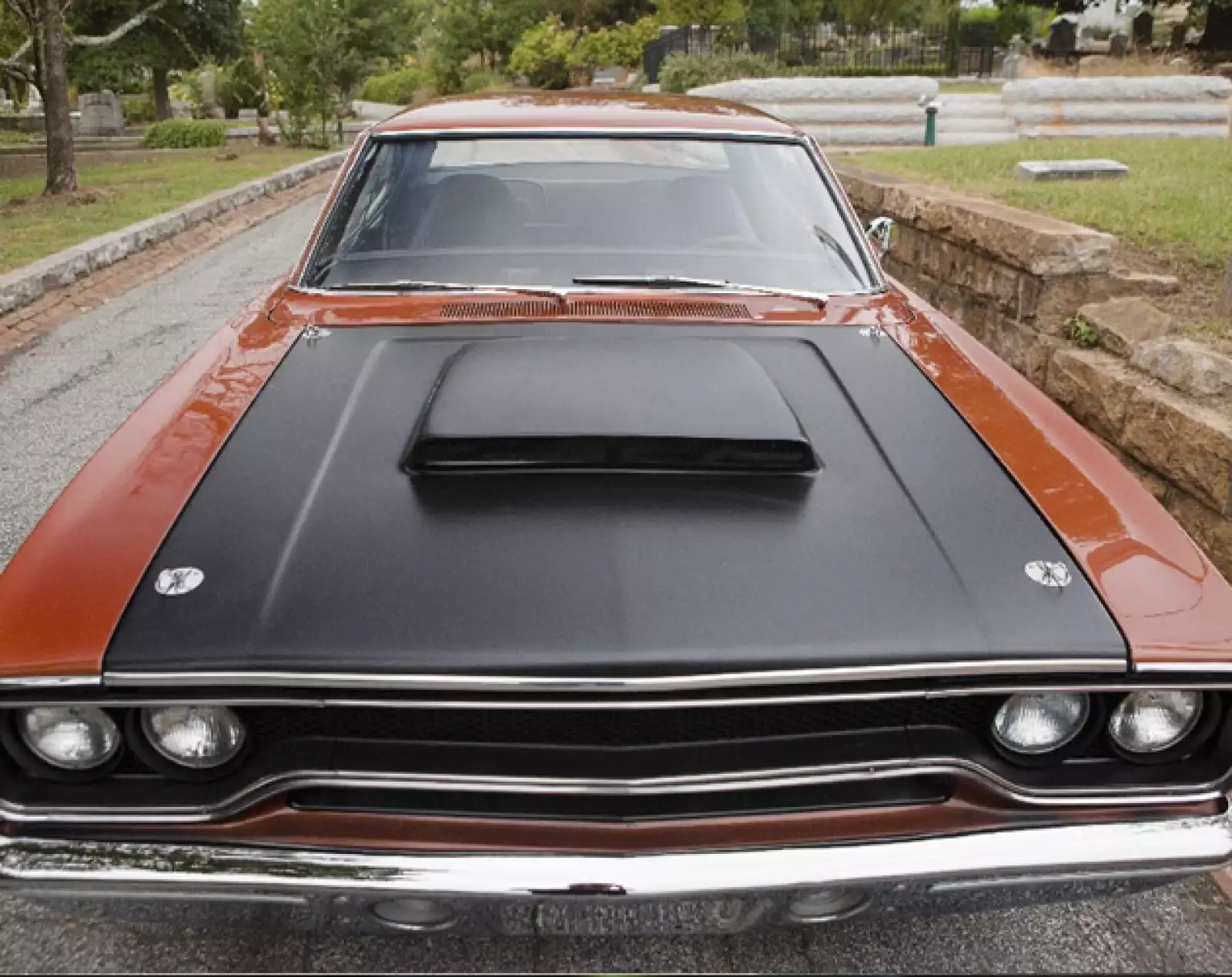 Plymouth Road Runner  (Universal)