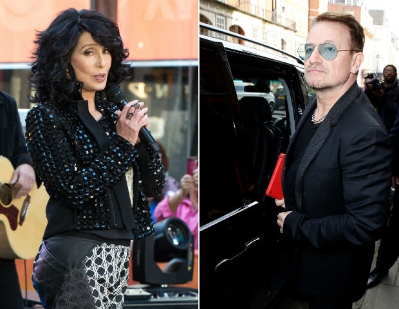 Cher y Bono, líder del grupo U2.