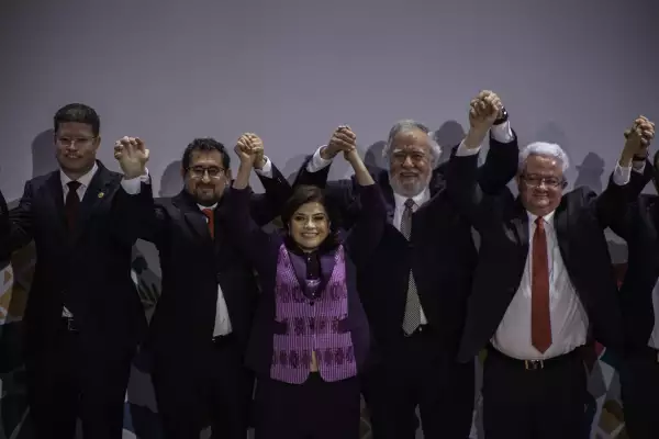 Clara Brugada Gabinete-01