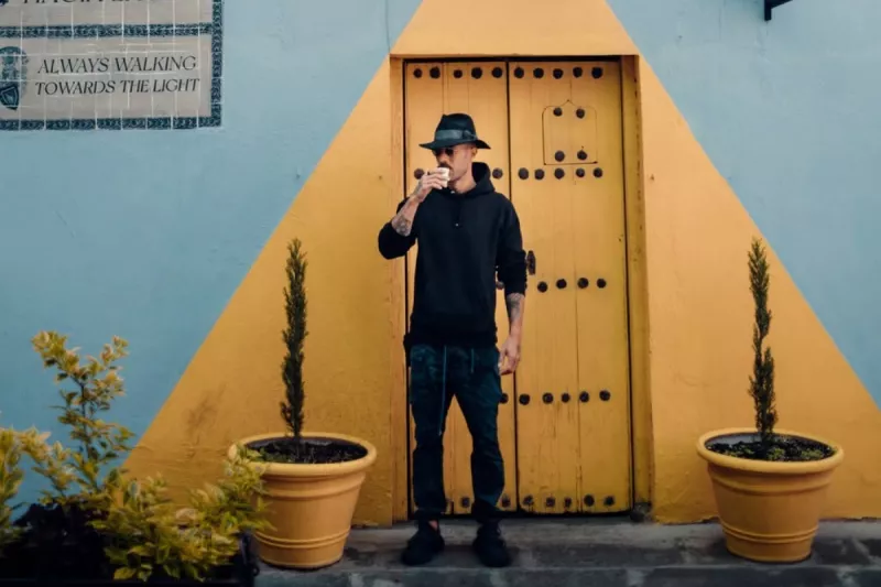 ¿Quién es Diego Dreyfus, el polémico coach de vida que cambió al 'Chicharito' Hernández?