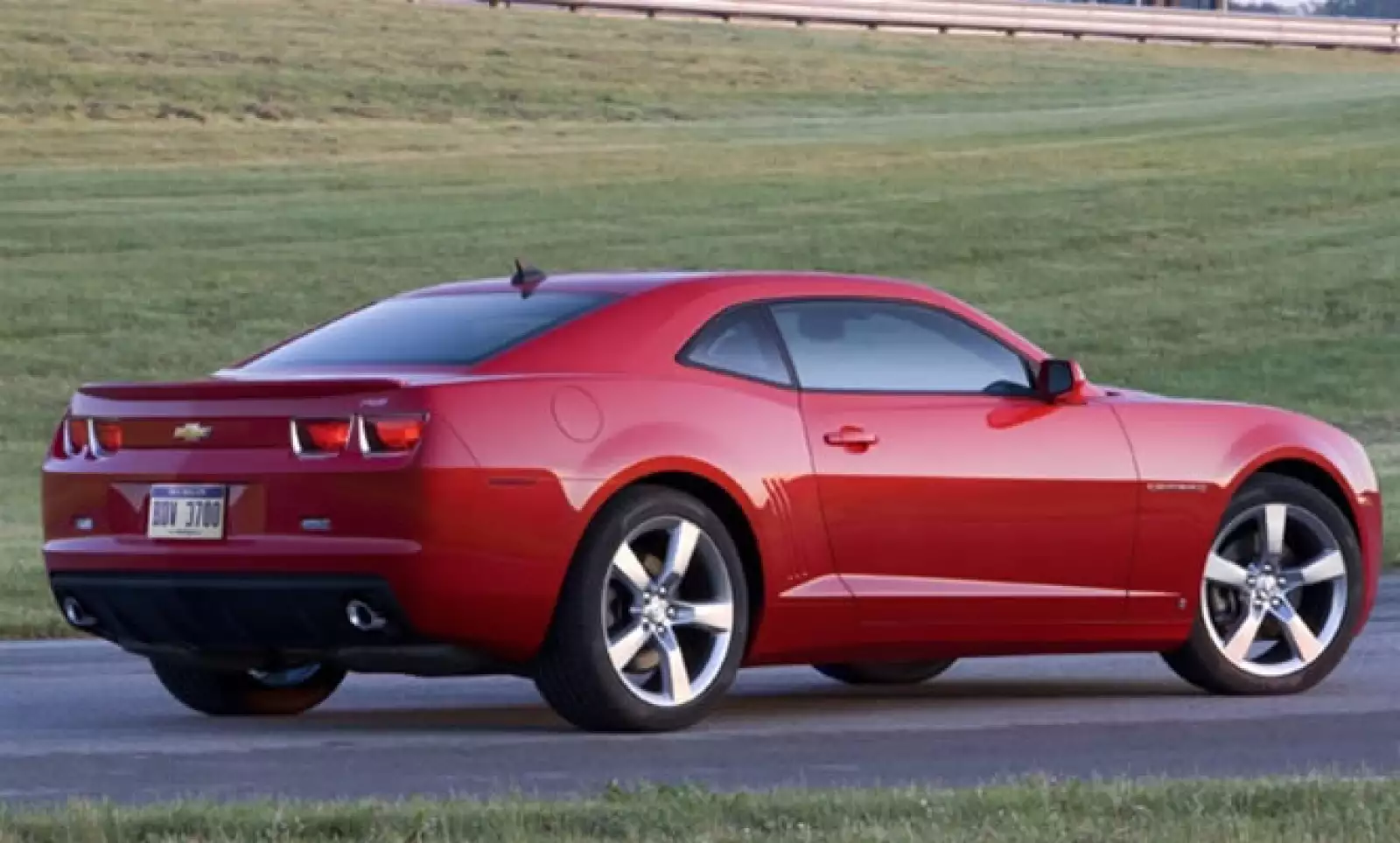 Sus 6,2 litros de capacidad hacen rugir los 426 caballos de fuerza para la aceleración.