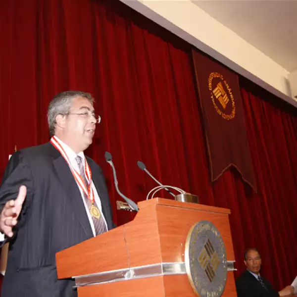 Medalla Anáhuac  a José Antonio Alonso