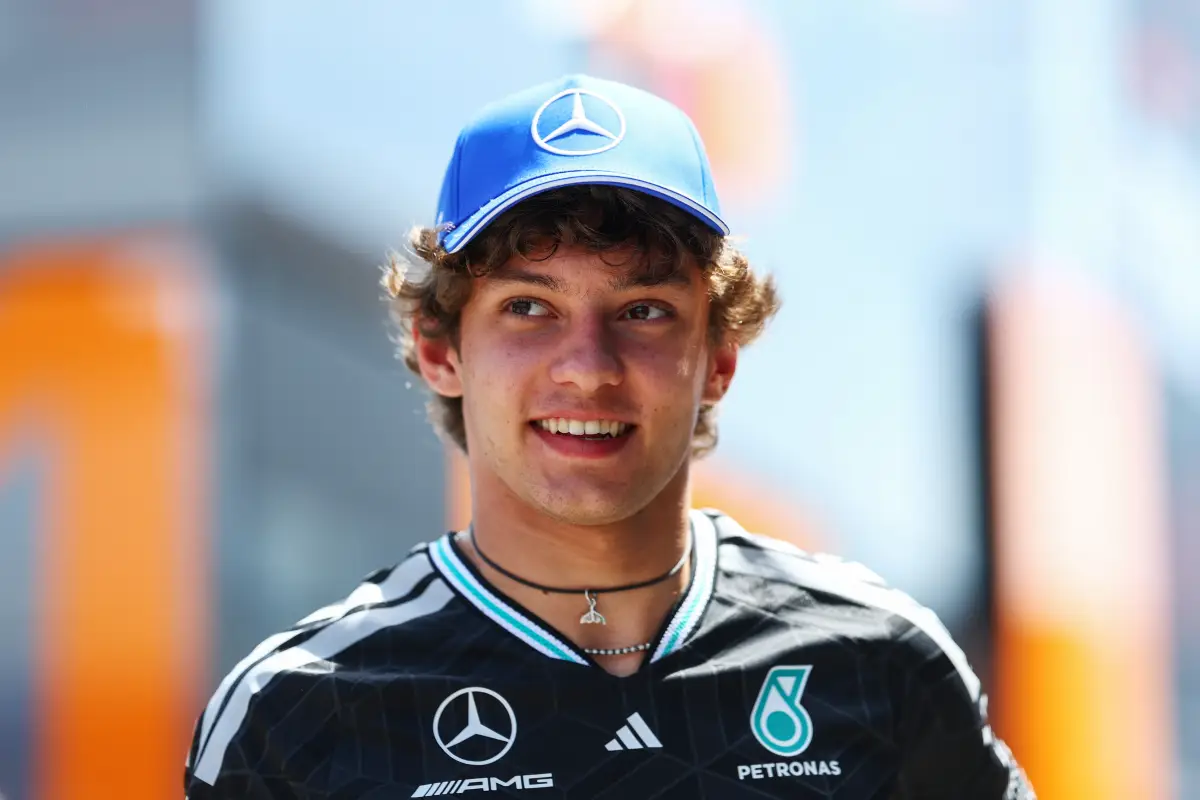Quién es Andrea Kimi Antonelli, la promesa de Mercedes que ha robado los reflectores del podio en la F1