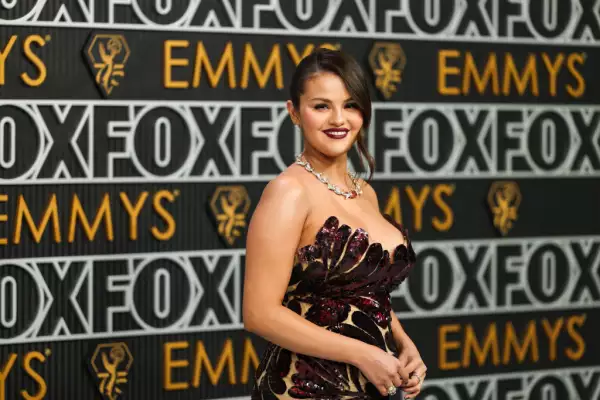 Selena Gomez en los EMMYS