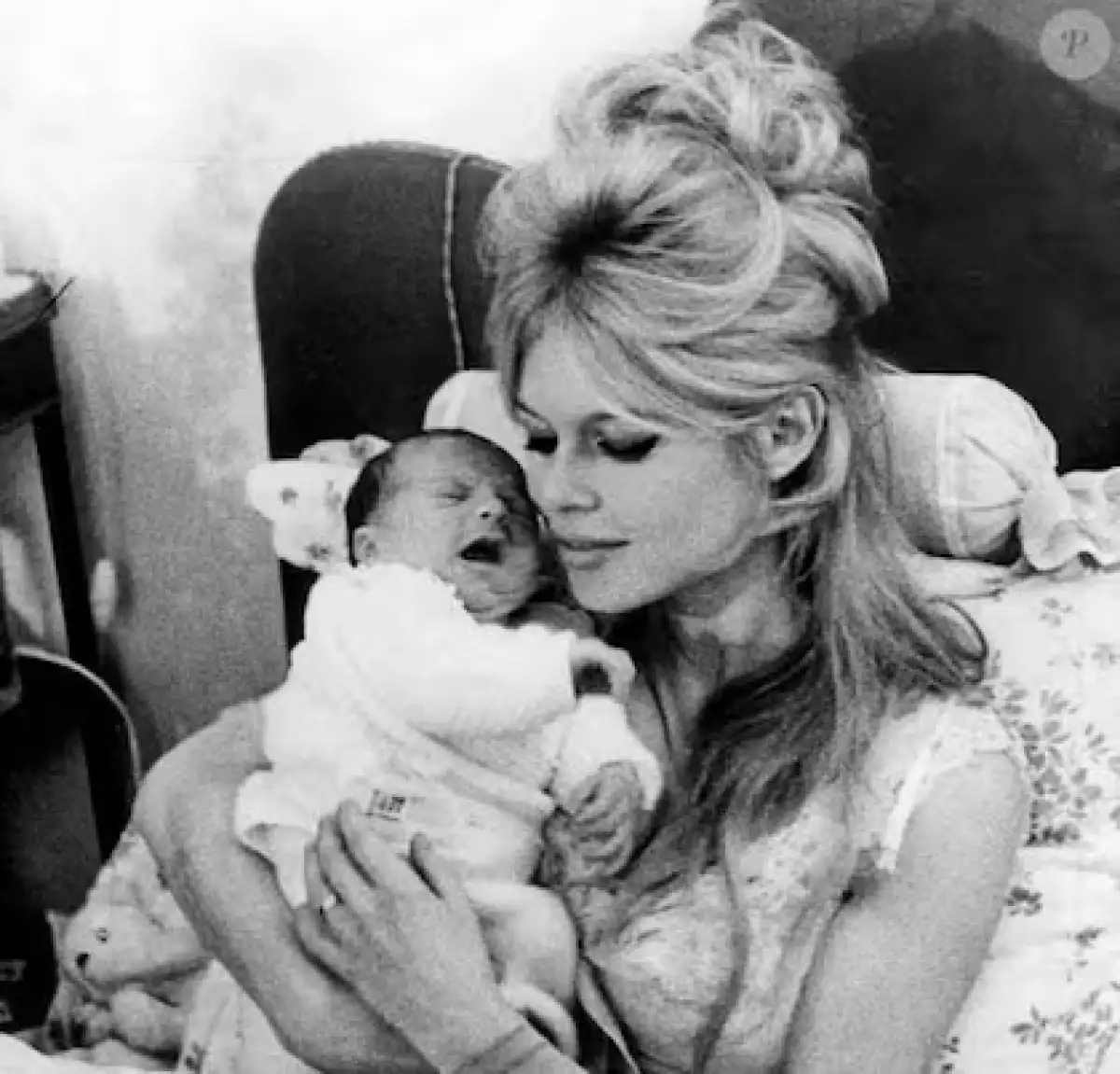 brigitte-bardot-y-su-hijo-nicolas.jpg