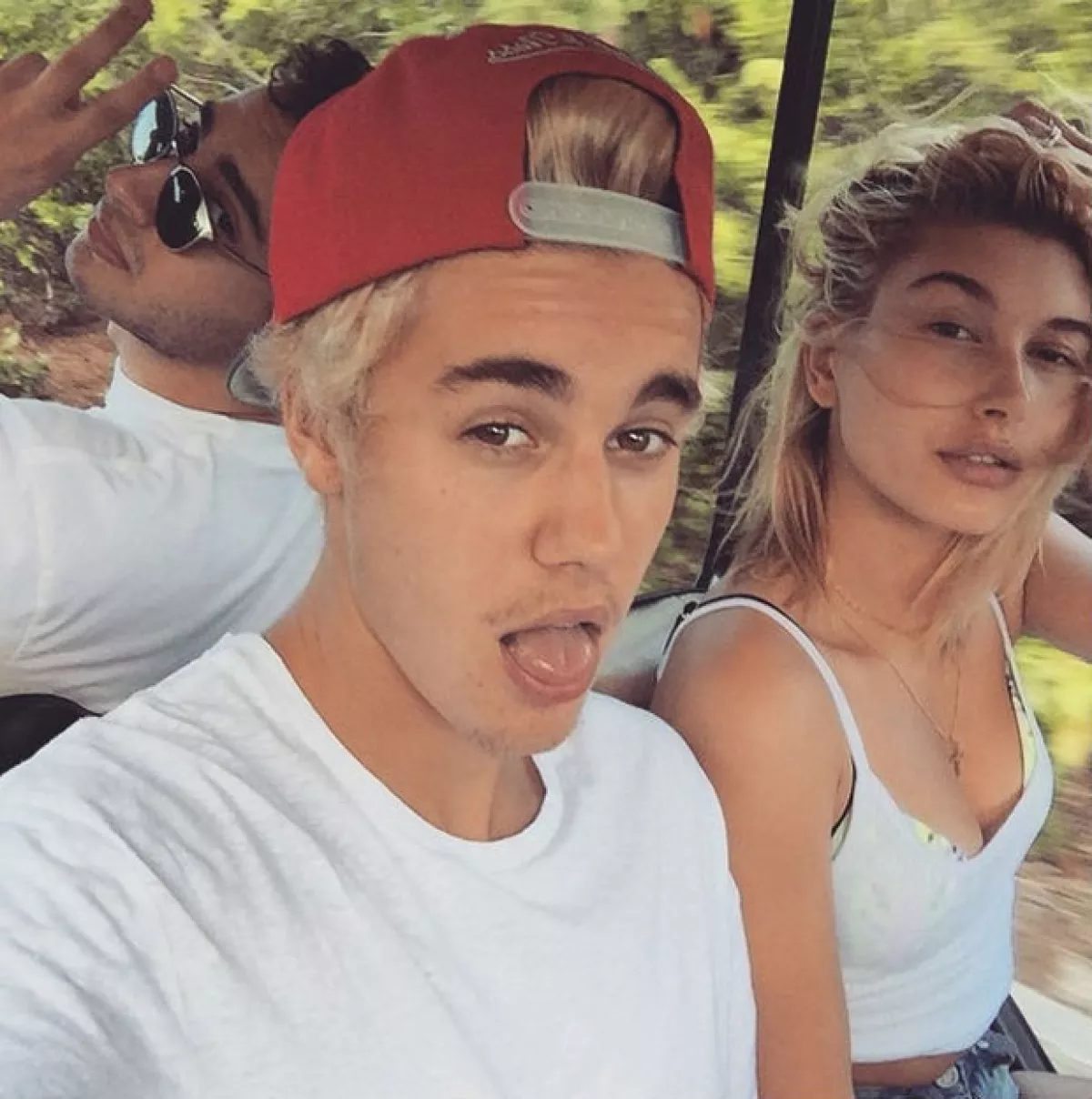 El cantante actualmente mantiene un romance con la modelo Hailey Baldwin.