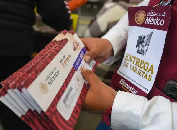Adultos mayores Pensión Bienestar