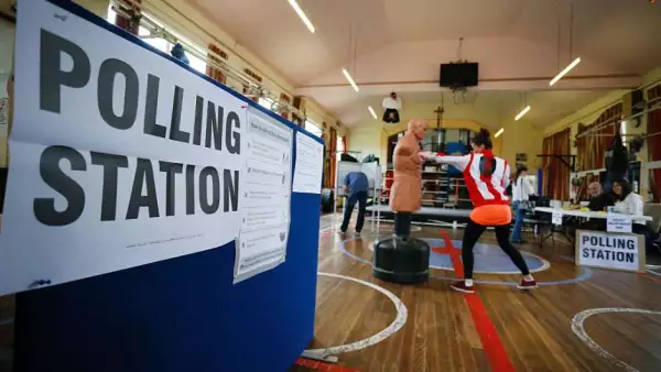 Inglaterra vota para salir de la Unión Europea cuando el Partido Laborista y el Partido Conservador hicieron campaña para mantenerse en la unión.