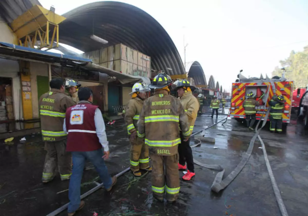 Incendio en la Central de Abasto de la Ciudad de México
