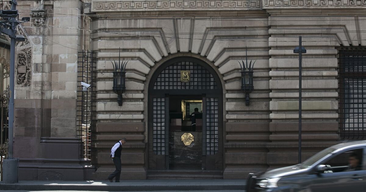 Banxico, Meksika ekonomisine ilişkin büyüme tahminini düşürdü