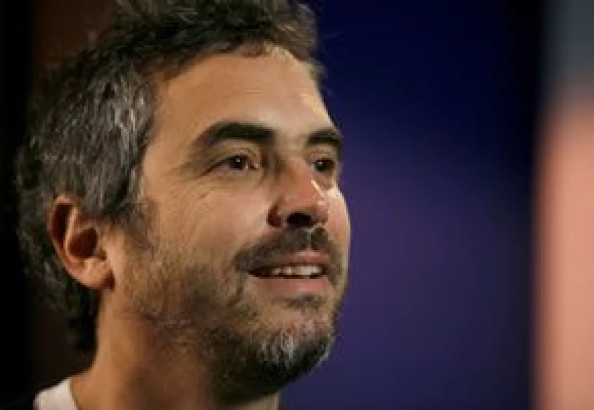 El director afirma que "Sólo con tu pareja" innova en aspectos técnicos, creativos e histriónicos.