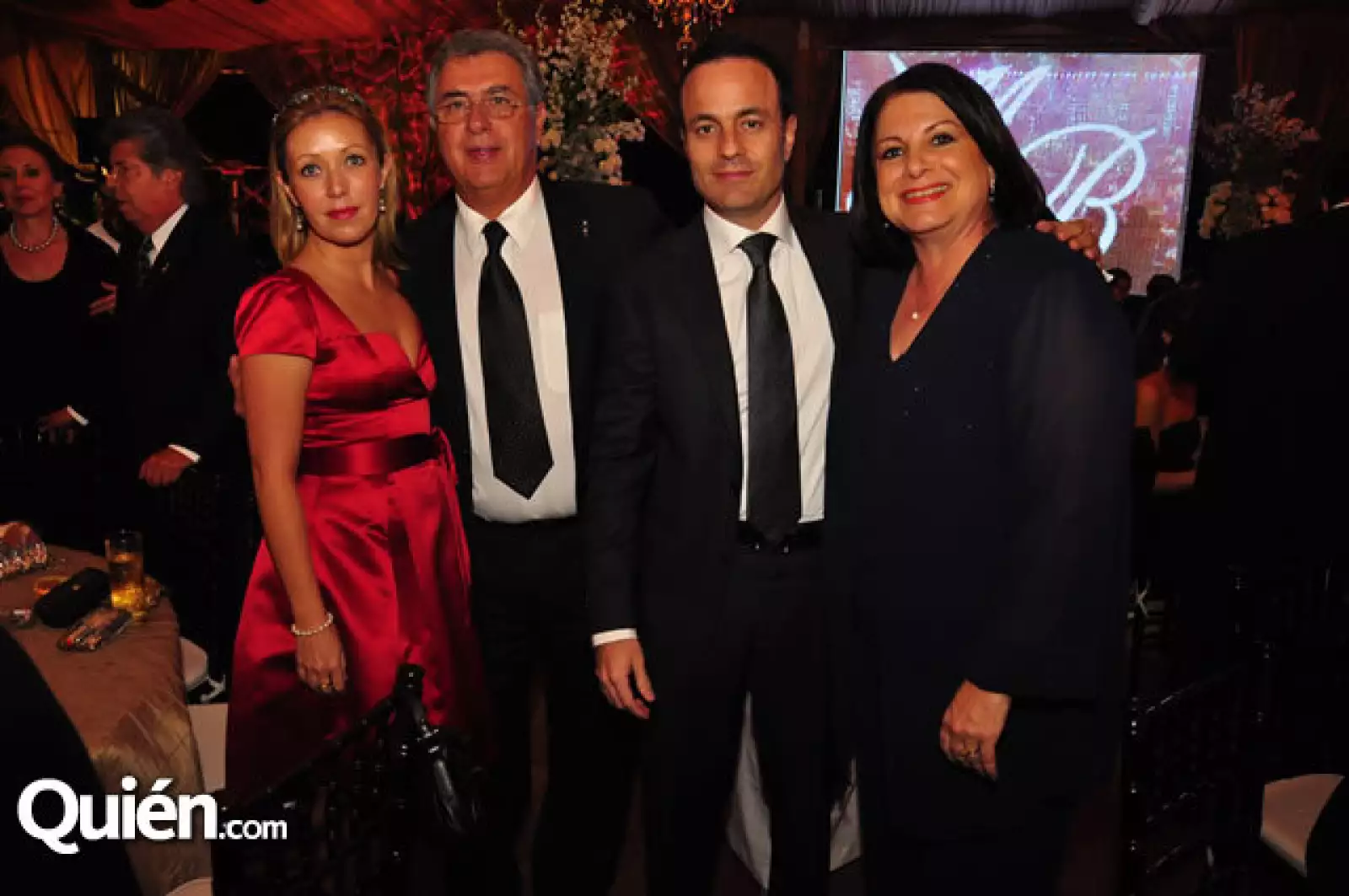 Claudia Tapia,Ariel Cruz,Marcelo Falce,Rosana Cruz.