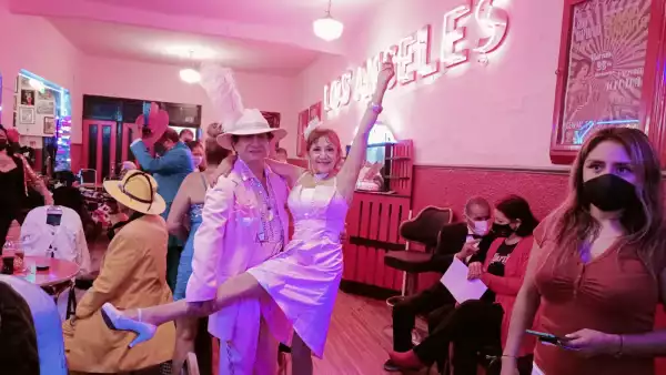 pareja-baile-los-angeles