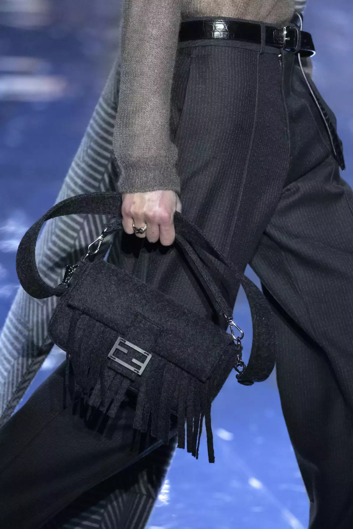 bolso crossbody fendi