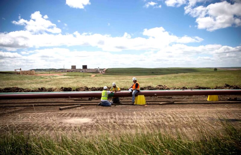 Construcci�n de tuber�as para agilizar el movimiento de petr�leo (Getty Images)