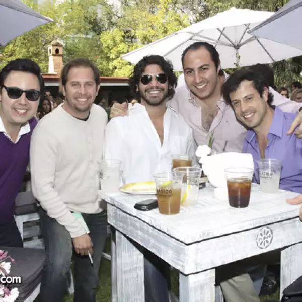 Christian Frey, Enrique Gómez, Alexis Ornelas, Mario Manfredi y Memo Villarreal