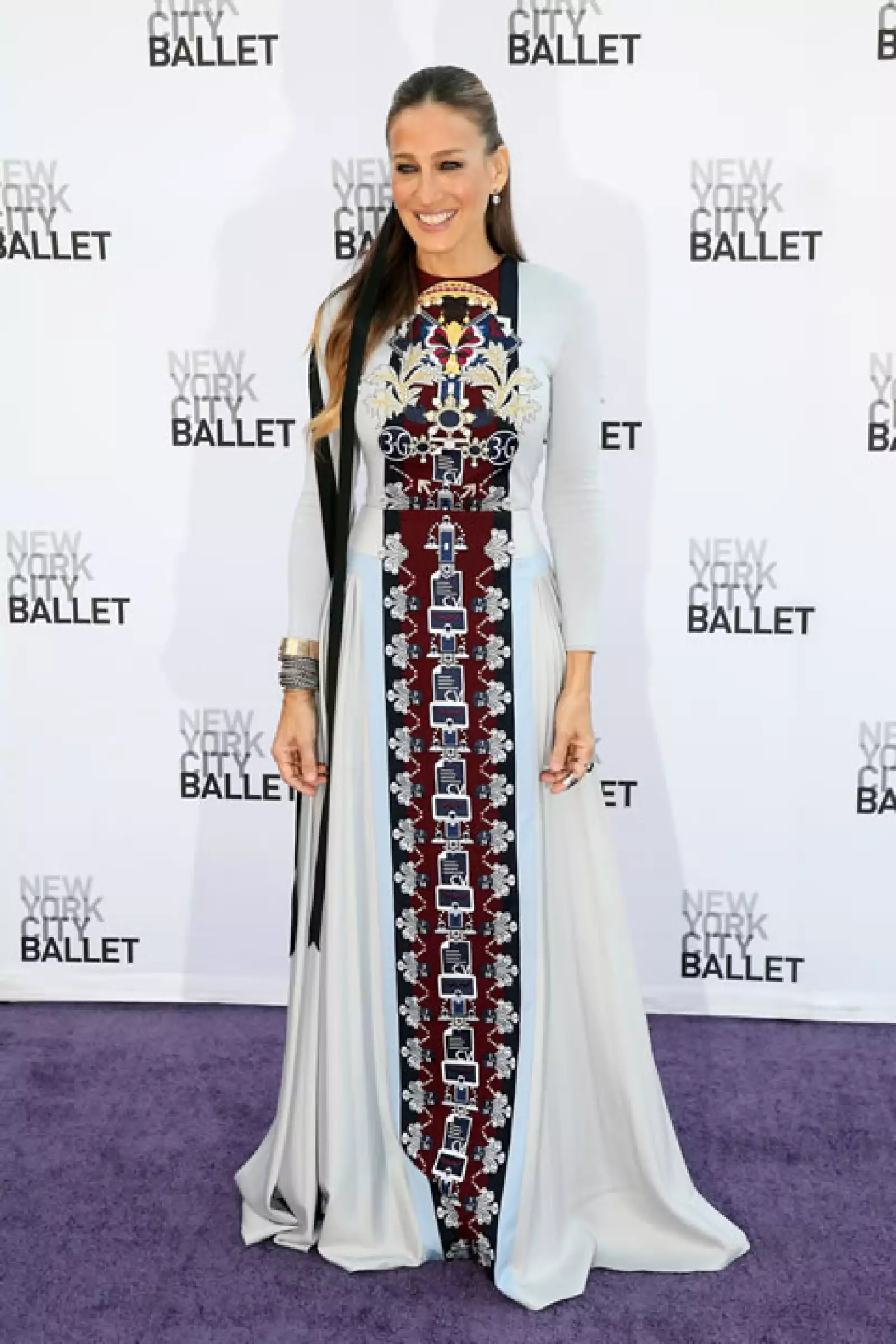 En otra gala del ballet de Nueva York con un vestido de Mary Katrantzou.
