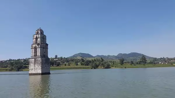 villa-del-carbon