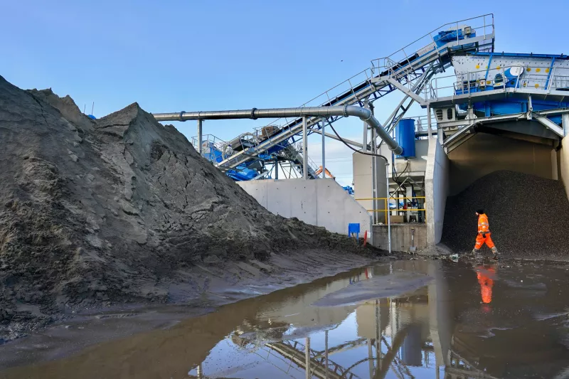 Urban Quarry Recycling Construction Waste Opens In Teesside