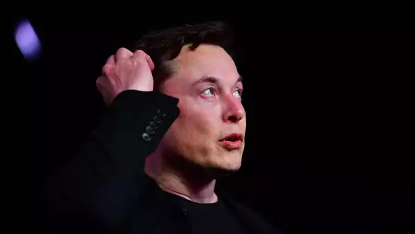Elon Musk renuncia a integrar el consejo de administración de Twitter