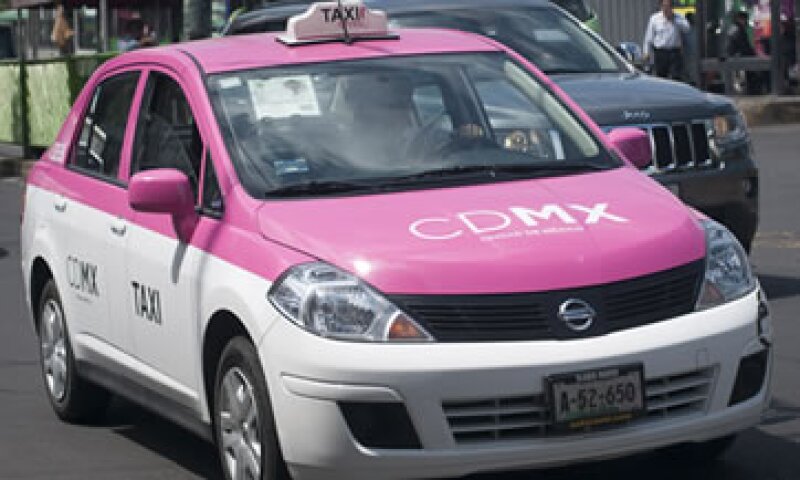 Los taxistas del DF aseguran que Cabify y Uber son ilegales. (Foto: Cuartoscuro )
