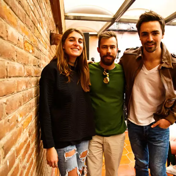 Renata Gerdes,José Aguilar y Andrés Llaneza