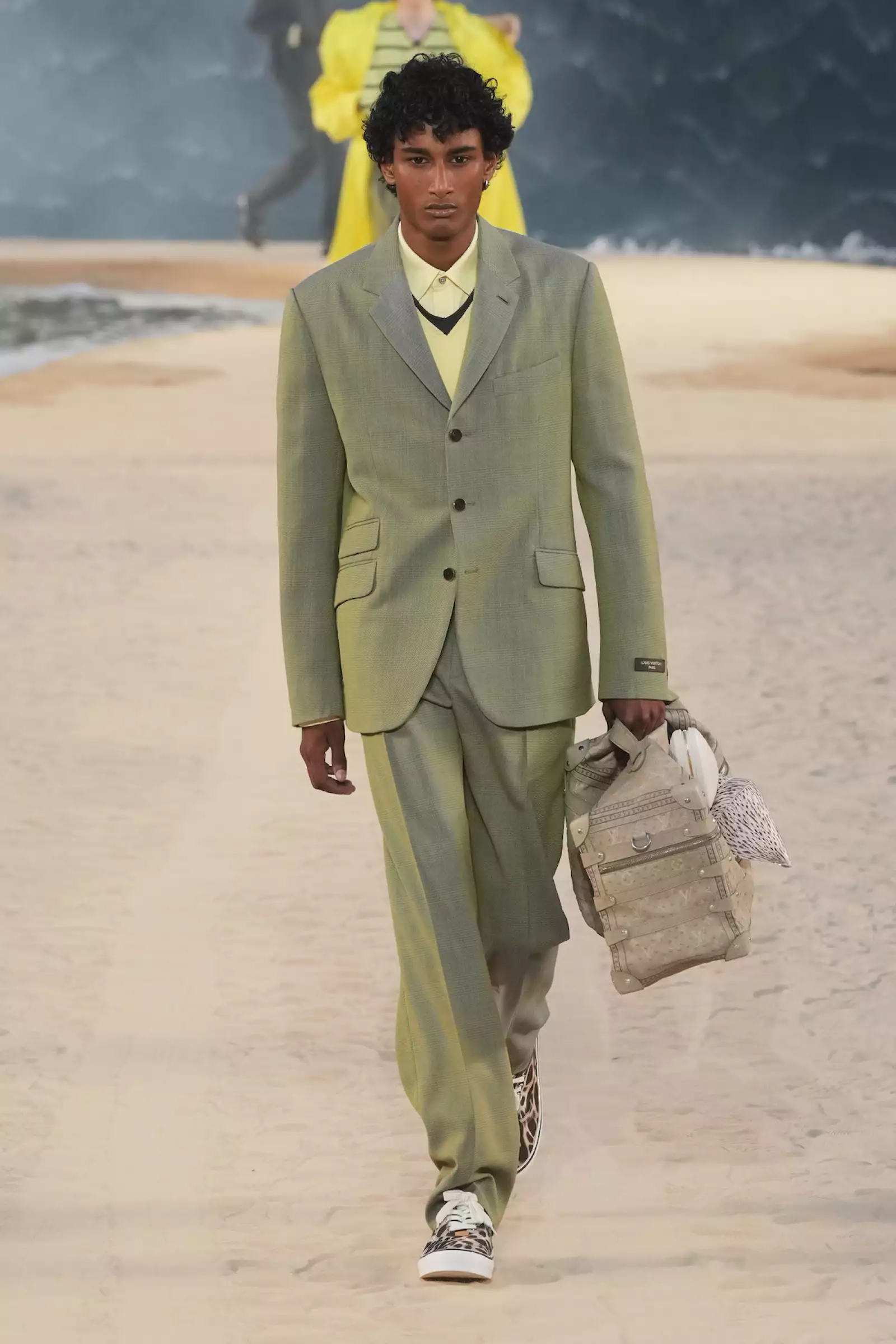 Vuitton m S27 031.jpg