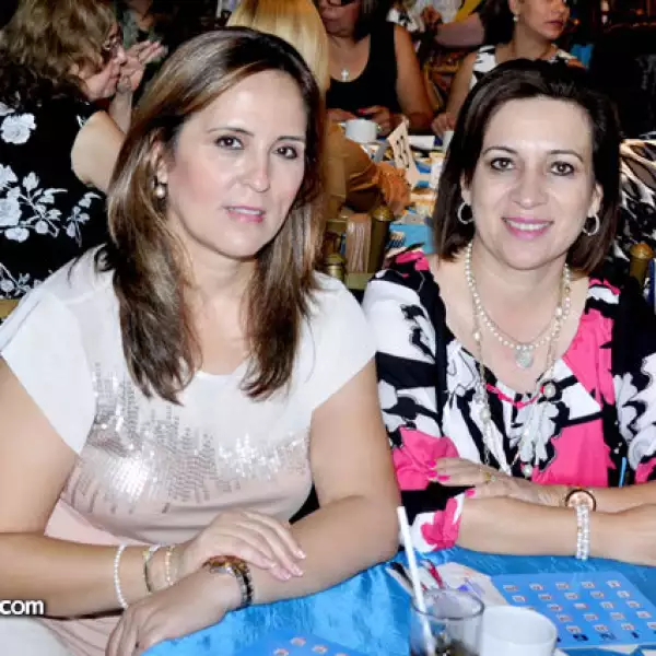 Eva de Treviño y Aurora Garza