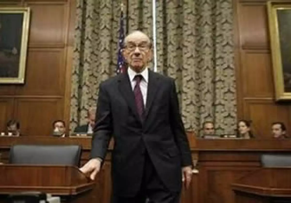 El ex presidente de la Reserva Federal dijo que el alza en los precios es el mayor desafío que enfrenta EU. (Foto: Reuters)