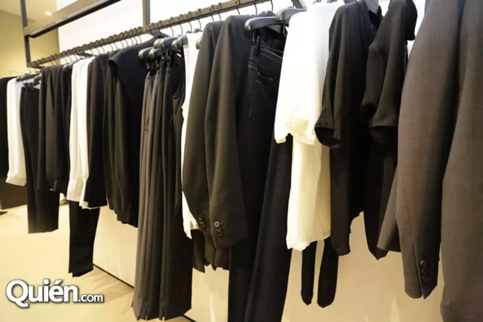 Inauguración Theory