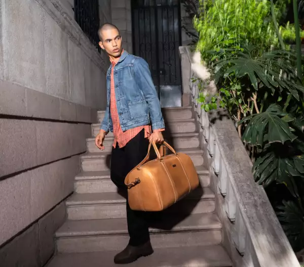 Conoce la nueva línea de bolsas de Levi's, perfecta para un workaholic 2.jpg