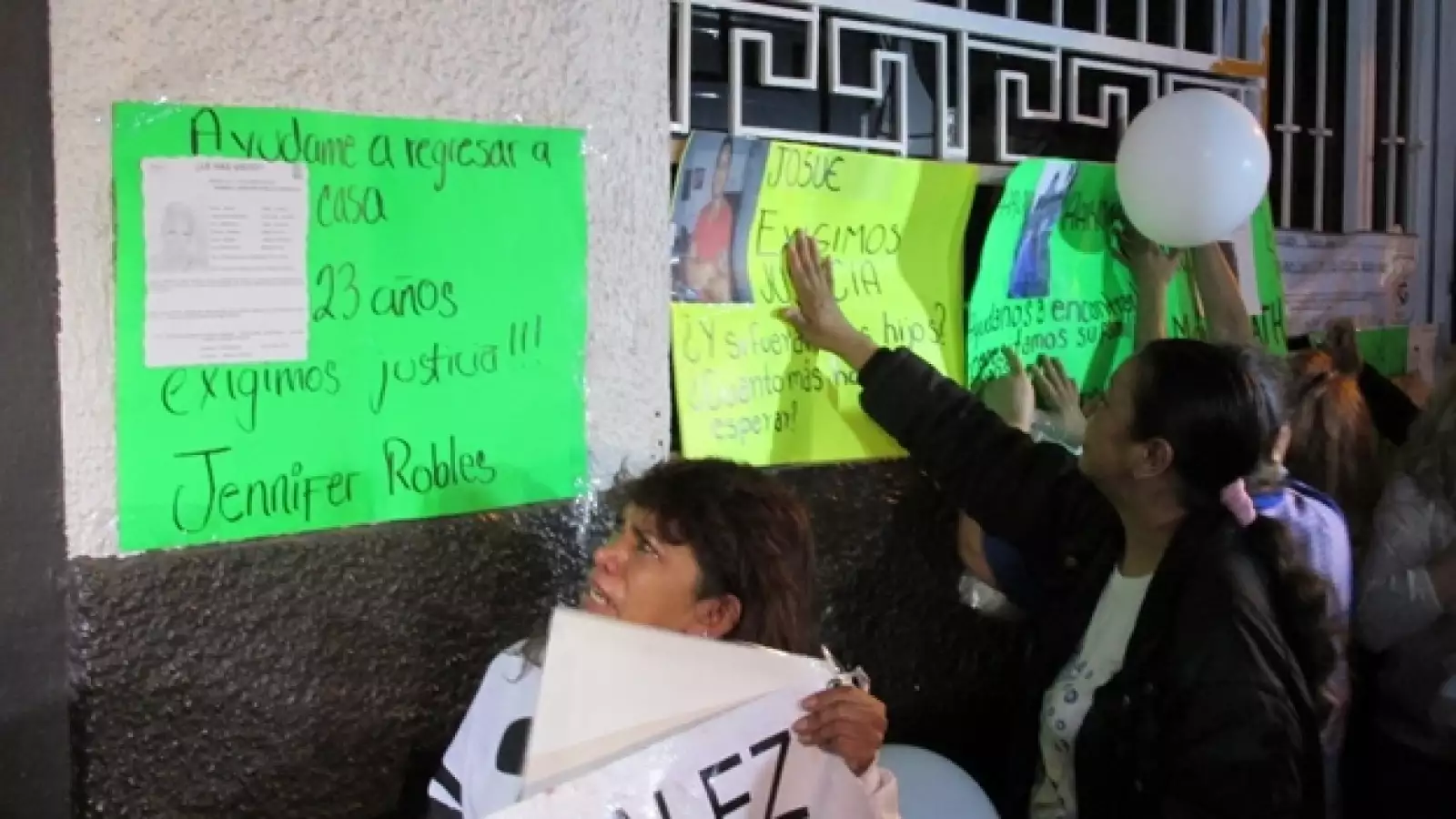 familiares, caso heaven, marcha