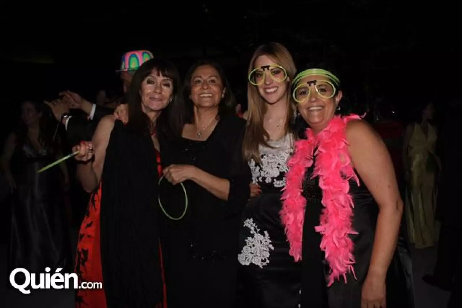 Mati de Montero,Isabel de Gandia,Paulina Montero y Anita Barrios de Montero