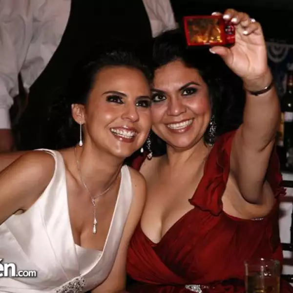 Irene Chaparro,Teresita Dominguez